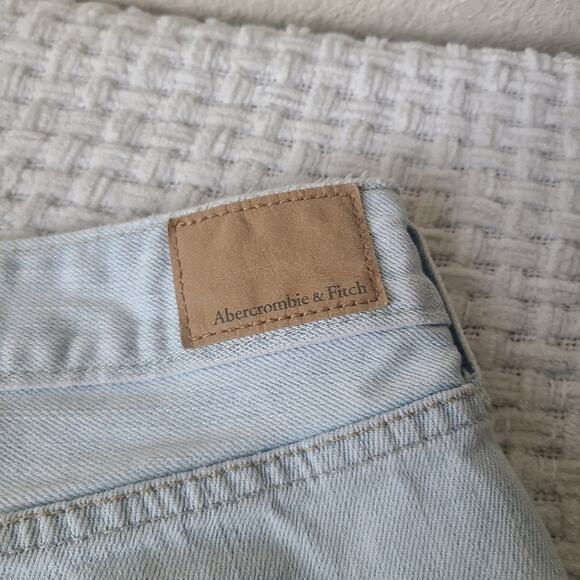 American Eagle Outfitters Blue Distressed Jean Shorts Size 8 29W - Picture 7 of 11